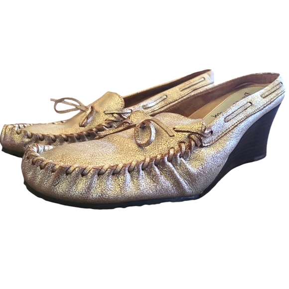 SAM EDELMAN LEATHER WOOD WEDGE MULE MOCCASINS IN DISTRESSED SILVER SIZE 9.5M - Picture 1 of 6